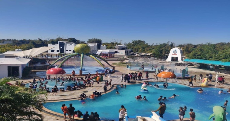 Largest Water Park @ Nagpur Dwarka Water Park